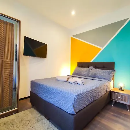 Hadersdorf Studios Near Train Station With Free Parking דירה *