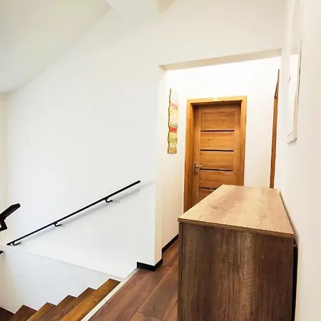 Hadersdorf Studios Near Train Station With Free Parking *